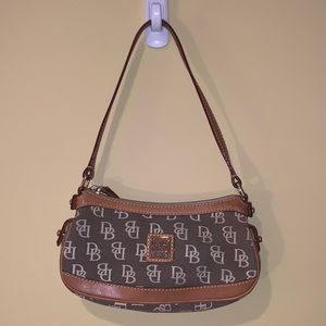 Dooney & Bourke purse